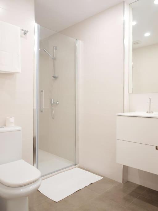 Precioso Apartamento Wifi, Aparcamiento, Piscina En Llanes Exterior photo